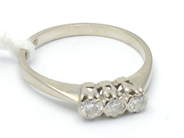 Lot, Ring white gold 18K 2,7g Ø17½ with diamonds 3xca0,10ct, skew, in auction: Pawn – Tuesday 27 September 2016