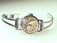 Watches, IWC, ladie´s wristwatch, in auction: Watches – Saturday 21 April 2001