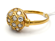 Lot, Ring 21K 3,1g skew with stones, in auction: Pawn – Tuesday 27 September 2016