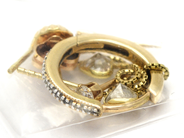 Lot, Lot of gold 18K 2,7g defect, with stones, in auction: Pawn – Tuesday 27 September 2016