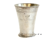 Lot, Beaker S830 137,5g height: 10,5cm engraved, in auction: Pawn – Tuesday 27 September 2016
