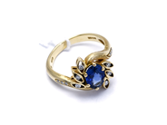 Jewellery, Ring 18K 5,9g Ø17, with stone and diamonds 6xca.0,02ct 6xca.0,01ct, in auction: Pawn – Tuesday 27 September 2016