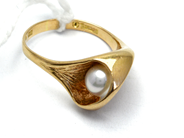 Jewellery, Ring 18K 3,7g Ø16¼ with pearl , in auction: Pawn – Tuesday 27 September 2016