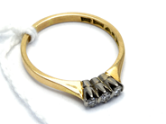 Jewellery, Ring 18K 2,5g Ø18 with diamonds 1xca0,06ct 2xca0,05ct , in auction: Pawn – Tuesday 27 September 2016