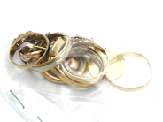 Lot, Lot of 18K 31,6g engraving scrap metal , in auction: Pawn – Tuesday 27 September 2016