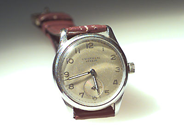 Watches, UNIVERSAL, men´s wristwatch, in auction: Watches – Saturday 21 April 2001