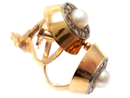 Lot, Earrings, one pair 18K 2,7g , in auction: Pawn – Tuesday 5 March 2019