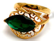 Jewellery, Ring 21K 4,1g Ø16 with green stone, in auction: Pawn – Tuesday 5 March 2019