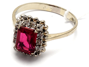 Lot, Ring 18K white gold 3,9g Ø18, with red and white stones (of which one missing), in auction: Pawn – Tuesday 5 March 2019