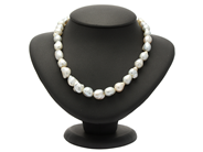 Jewellery, PEARL NECKLACE, cultured pearls, in auction: Lilla jewellery – Thursday 28 March 2019