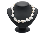 Jewellery, PEARL NECKLACE, clasp i white metal, in auction: Lilla jewellery – Thursday 28 March 2019