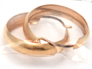 Jewellery, Earrings one pair 18K 0,6g Hoops, in auction: Pawn – Tuesday 23 April 2019