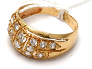 Lot, Ring 14K 2,4g Ø18 1/4 dented with stones, in auction: Pawn – Tuesday 23 April 2019
