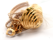 Lot, Lot of gold 21K 6,2g Ø15½ 20cm dented, missing clasp and charm, in auction: Pawn – Tuesday 23 April 2019