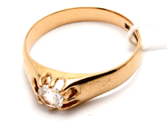 Jewellery, Ring 18K 2,5g Ø17 with stone , in auction: Pawn – Tuesday 23 April 2019