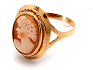 Jewellery, Ring 18K 2,3g Ø17½ with cameo, in auction: Pawn – Tuesday 23 April 2019