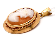 Jewellery, Pendant 18K 1,4g with cameo, in auction: Pawn – Tuesday 23 April 2019