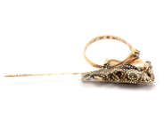 Lot, Lot of gold 18K 5,5g damaged, engraved, in auction: Pawn – Tuesday 23 April 2019