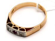Jewellery, Ring 18K 2,5g Ø16½ with stones, in auction: Pawn – Tuesday 23 April 2019