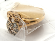 Lot, Lot of gold 21K 4g, damaged, in auction: Pawn – Tuesday 23 April 2019