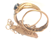 Lot, Lot of gold 18K 4,2g damaged , in auction: Pawn – Tuesday 21 January 2020