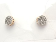 Jewellery, Earrings, 18K one pair with diamonds 38xca0,005ct åttkantsslipade 0,9g, in auction: Pawn – Tuesday 21 January 2020