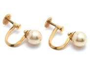Jewellery, Earrings 18K with pearls 2,1g, in auction: Pawn – Tuesday 21 January 2020