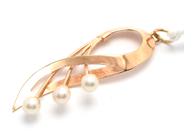 Jewellery, Pendant 18K 3,5cm with pearls 1,1g, in auction: Pawn – Tuesday 21 January 2020