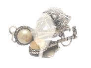 Lot, LOT OF SILVER, pcs of jewellery, in auction: Pawn – Tuesday 21 January 2020