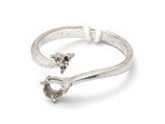 Lot, Ring 18K white gold 2,5g defect , in auction: Pawn – Tuesday 21 January 2020