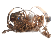 Lot, Lot of gold 18K 19g stones, pearls, in auction: Pawn – Tuesday 21 January 2020