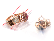 Lot, Lot of gold 14K 14,0g defect with stones , in auction: Pawn – Tuesday 21 January 2020