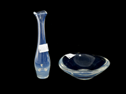 Glass, Orrefors bowl pu 3090/1 3 diameter 19,5cm and vase pu 3090/5 , 26cm small notch, in auction: Pawn – Tuesday 21 January 2020