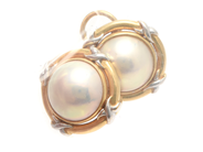 Jewellery, Earrings 18K 15,4g double-dyed with imitation pearls, clips, in auction: Pawn – Tuesday 21 April 2020