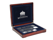 Miscellaneous, Coin similar items 23 items S830 581,2g silver coin i plastic box i wooden case, The royal family Bernadotte, in auction: Pawn – Tuesday 21 April 2020