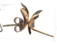 Lot, Earrings one pair 18K 0,5g of which one missing stoppers, in auction: Pawn – Tuesday 21 April 2020