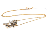 Lot, Chain with pendant 18K 3,4g ihoptrasslad, in auction: Pawn – Tuesday 21 April 2020