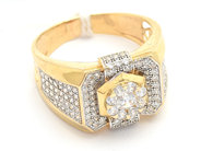 Lot, Gentleman´s ring 18K 7,7g Ø21 with white stones, in auction: Pawn – Tuesday 16 June 2020