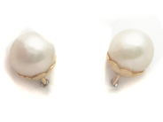 Jewellery, Earrings one pair 18K 1,6g with cultured pearls approx 5mm., in auction: Pawn – Tuesday 16 June 2020