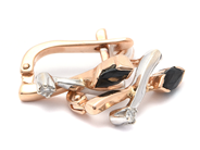 Jewellery, Earrings one pair 14K double-dyed 4,4g, with stones and diamonds 2xca0,04ct, in auction: Pawn – Tuesday 16 June 2020