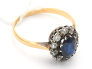 Lot, Ring 18K 1,6g Ø15, with stones, in auction: Pawn – Tuesday 16 June 2020