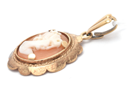 Lot, Pendant skew with Came 9K brv 1,3g, in auction: Pawn – Tuesday 16 June 2020
