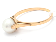 Lot, Ring, skew with pearl 18K brv 1,9g, in auction: Pawn – Tuesday 16 June 2020