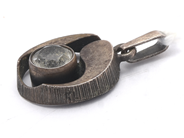Jewellery, Pendant S925 2,9g with white stone, in auction: Pawn – Tuesday 8 September 2020