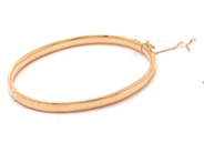 Lot, Bangle 18K 8,7g 5,5x6,5cm openable with broken safety-chain, in auction: Pawn – Tuesday 8 September 2020