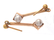 Jewellery, One pair earrings with pearl without stoppers 18K 1,7g, in auction: Pawn – Tuesday 8 September 2020