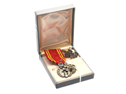 Lot, Lot of silver with stone, annan metal and cloth defect odd brv 35,4g, in auction: Pawn – Tuesday 8 September 2020