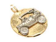 Jewellery, Pendant double-dyed 18K 8,9g, in auction: Pawn – Tuesday 8 September 2020