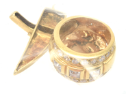 Lot, Lot of gold damaged defect with stones 18K brv 18,9g, in auction: Pawn – Tuesday 8 September 2020