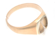 Lot, Ring defect damaged 18K 7,1g, in auction: Pawn – Tuesday 8 September 2020